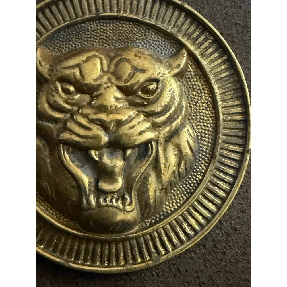Vintage 1970s Jaguar Tiger Cat Head Solid Brass Belt Buckle Baron Western Taiwan